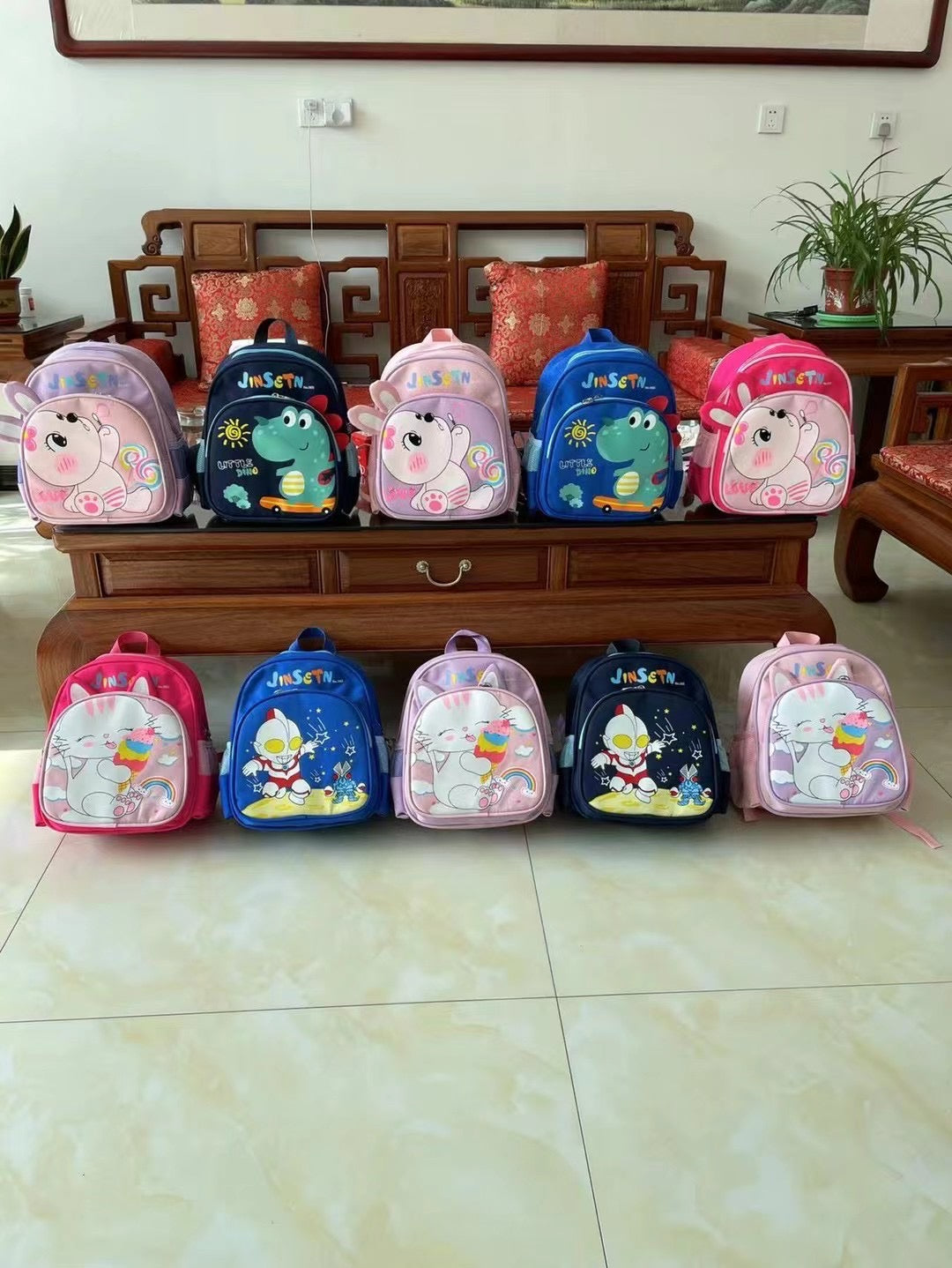 School bags (must take 100)