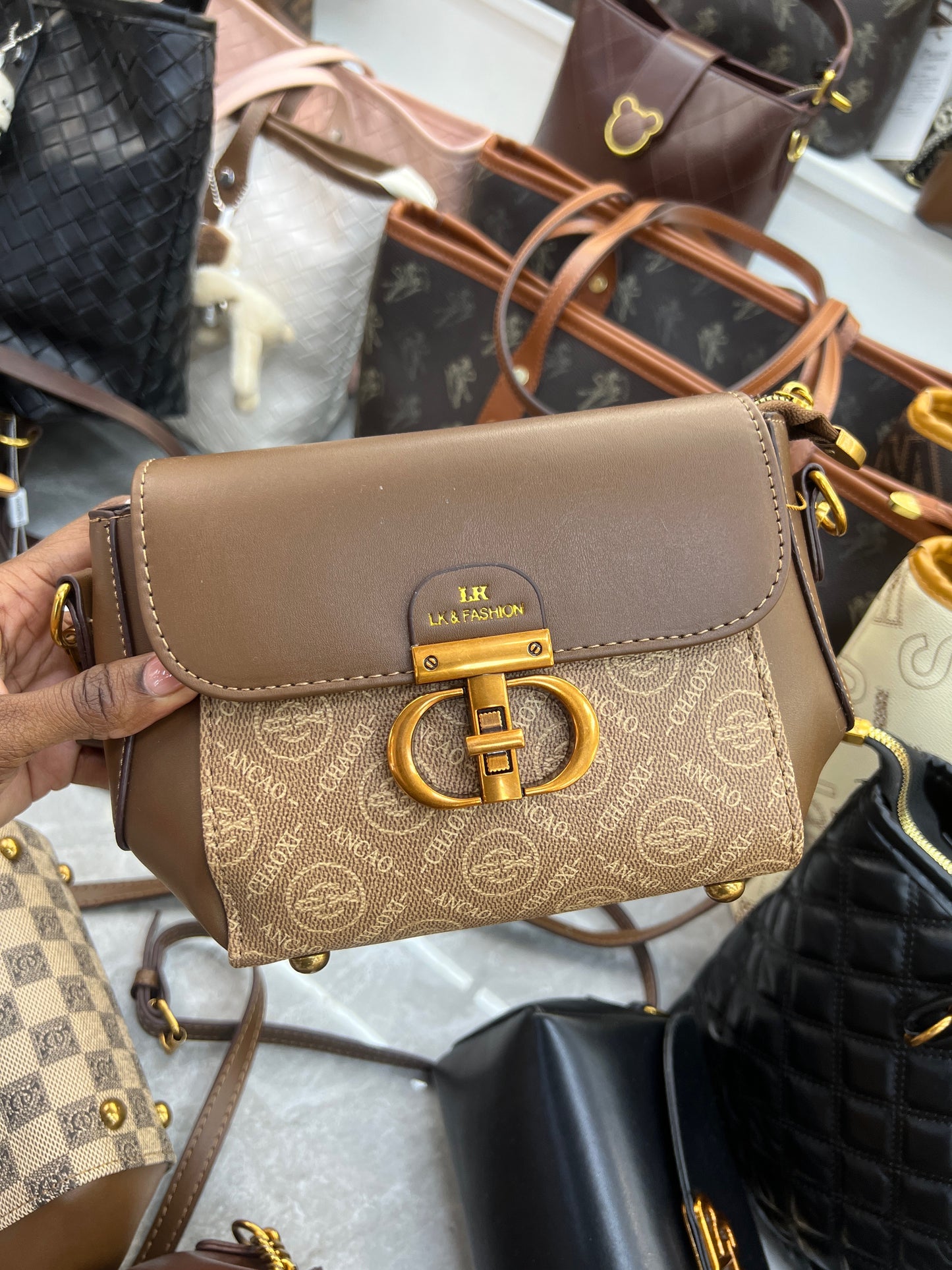Lady leather chambuu nainai (minimum order 100pcs)