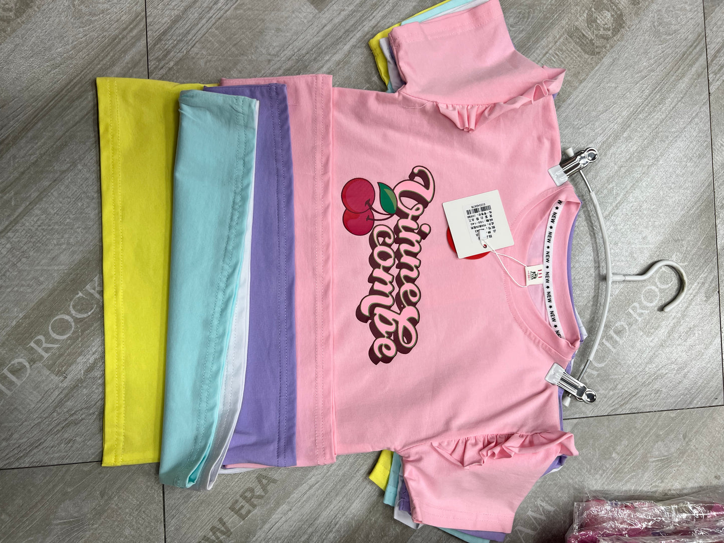 Baby girl fashion top (must take 100)