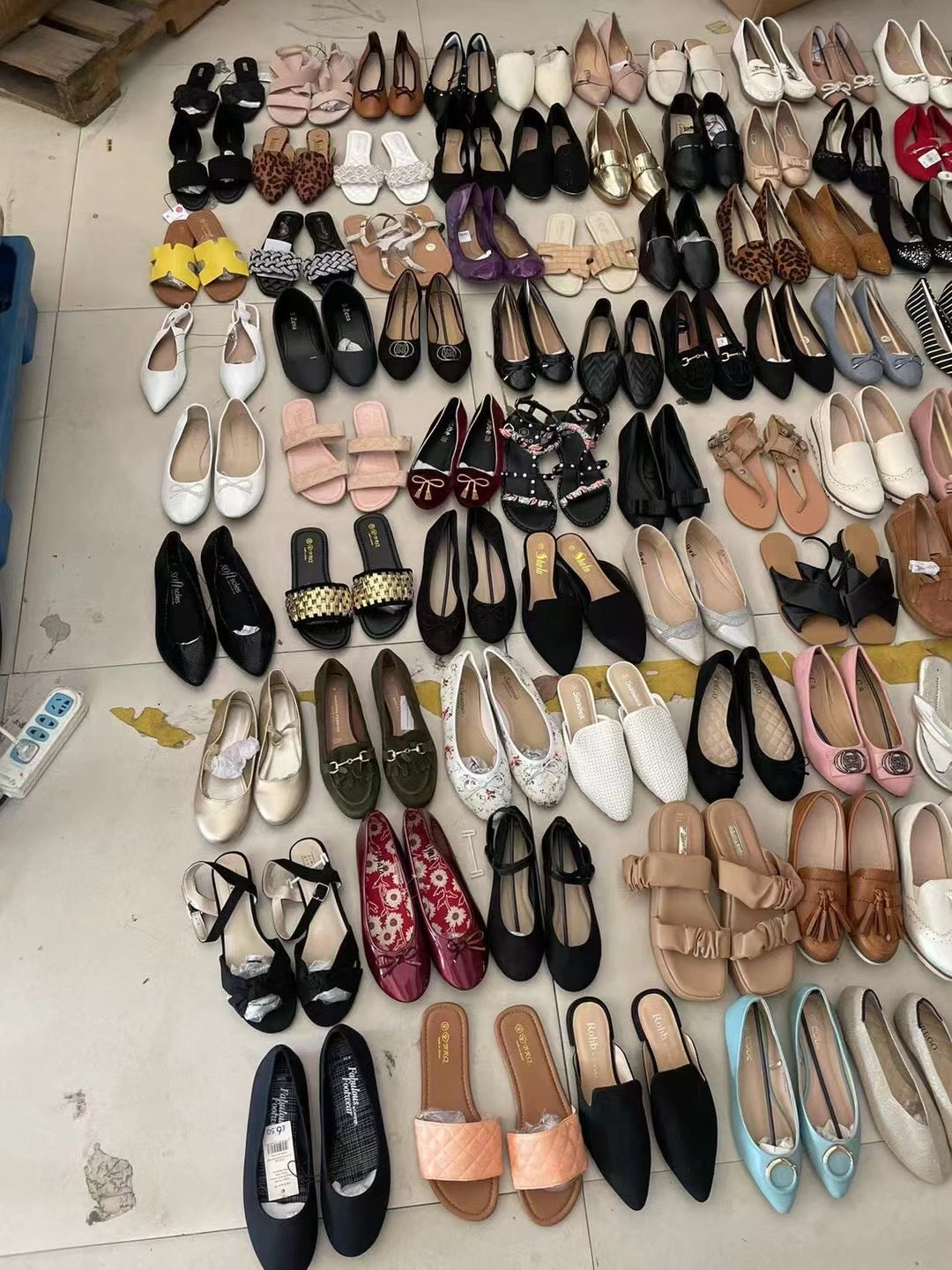 Lady flats chambuu-zeejumla (must take 100)