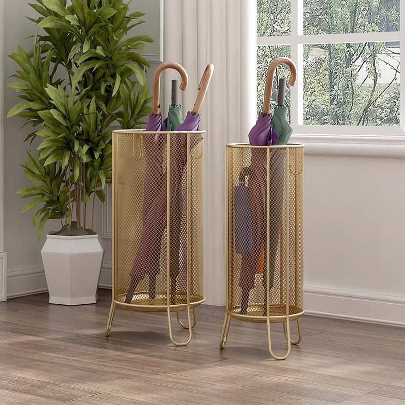 Corridor basket