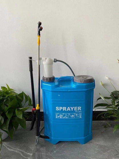 Fertilizer sprayer tank